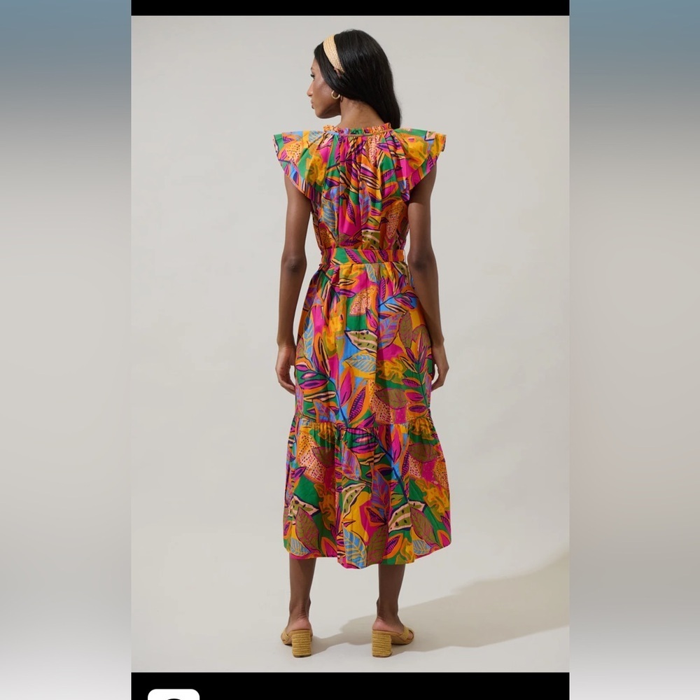 SugarLips Milana Floral Dynamite Button Midi Dress - Picture 2 of 7